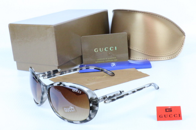 GUCCl Boutique Sunglasses 074